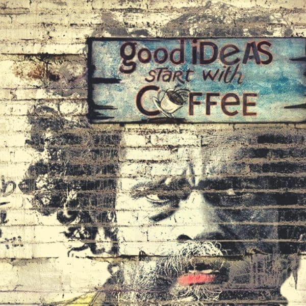 【お家でカフェ気分】お洒落なコーヒーメーカーと美味しいコーヒー